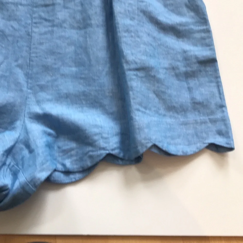 J. Crew Linen Short Sleeve Scallop Trim Scoop Neck Romper Chambray Blue Sz M NWT